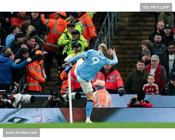 哈兰德英超百球里程碑在即,利兹联高压防线成最佳背景板 哈兰德英超百球里程碑在即,利兹联高压防线成最佳背景板